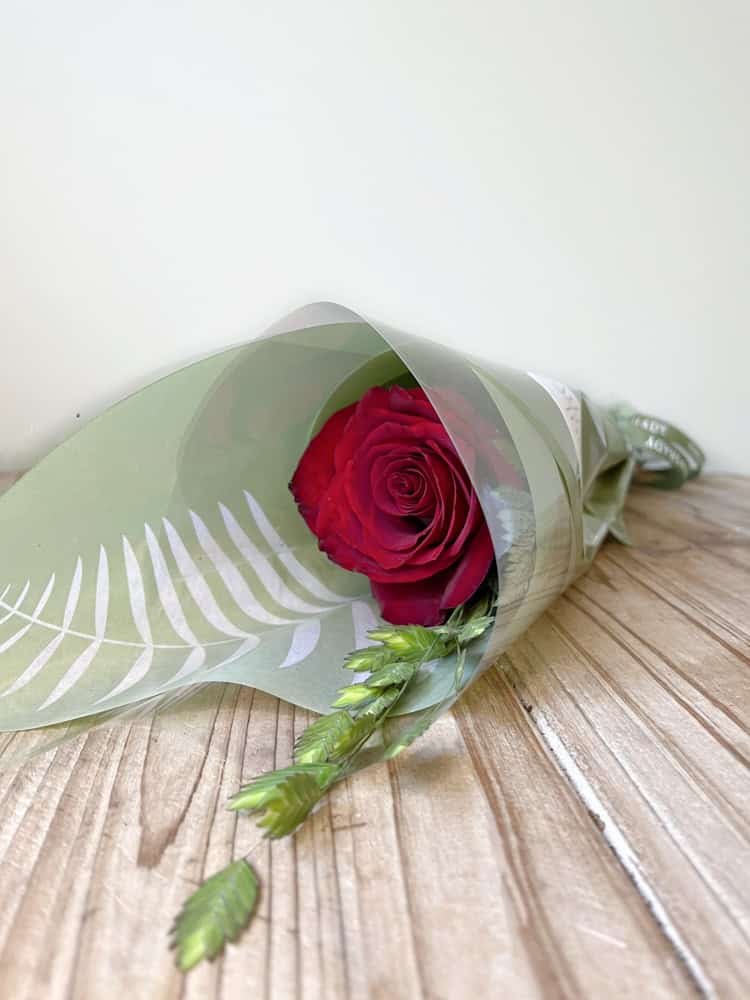 Product_Single Rose_IMG-2523.jpg