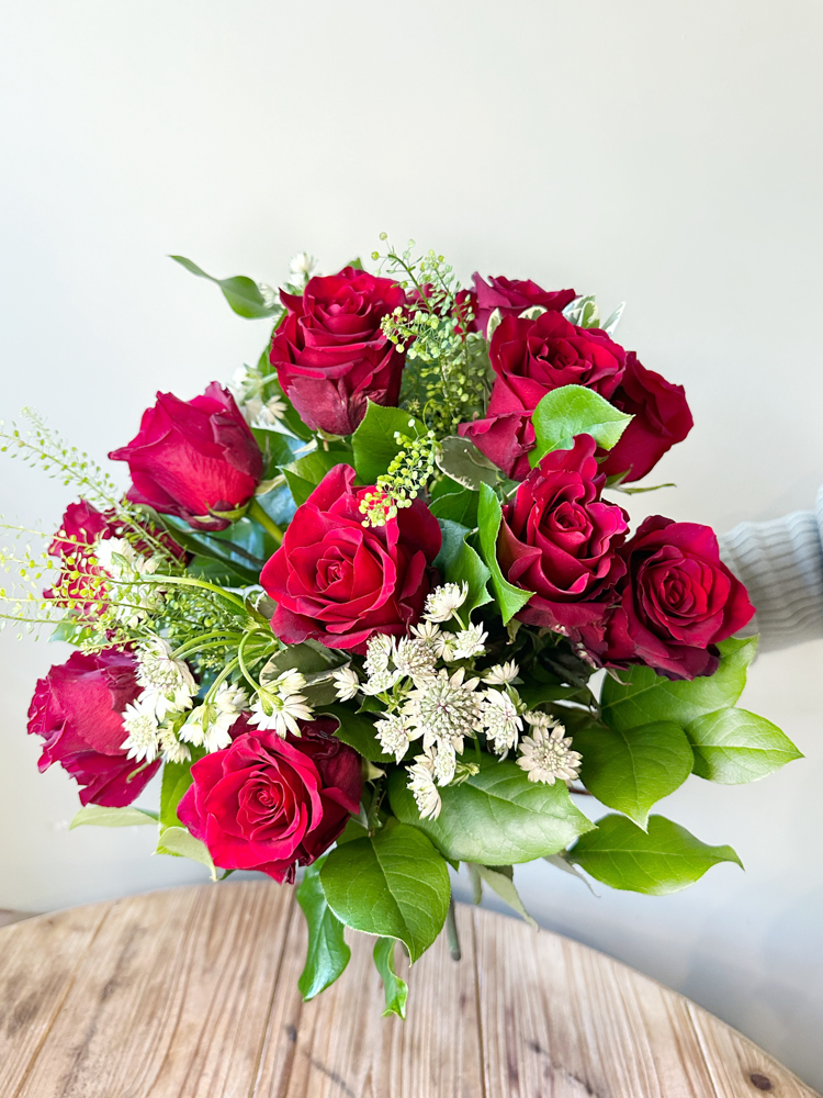 Product_Hand-tied Roses_IMG-2838.jpg